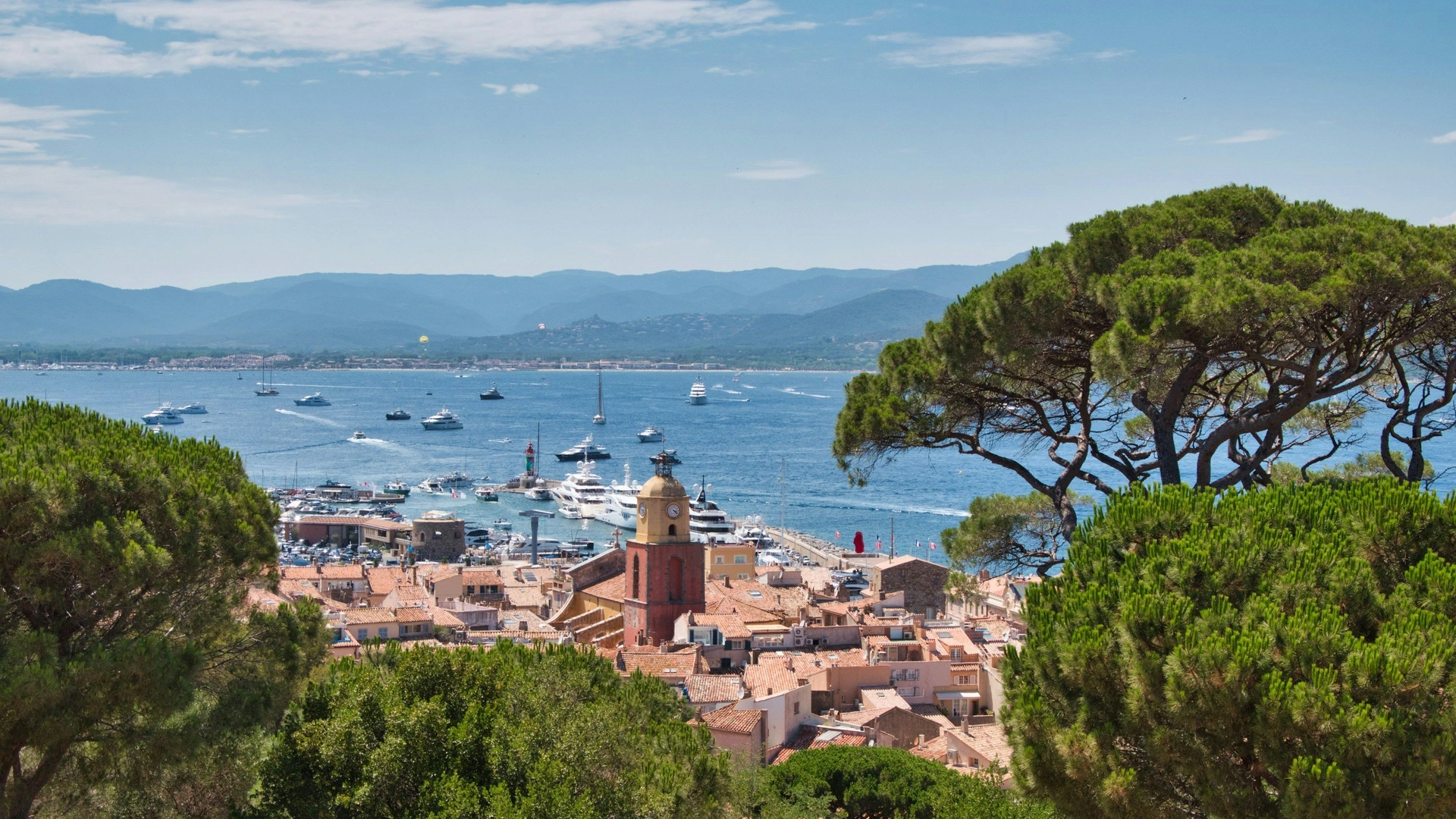 Saint Tropez main background